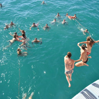 Excursión en Catamarán con Comida y Baño (Gandía, Valencia)