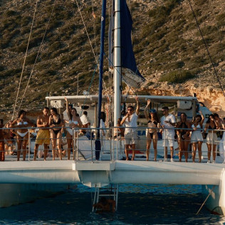 Salida en Catamarán con Puesta de Sol y Cena (El Arenal, Mallorca)