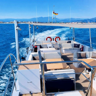 Salida en Catamarán Serenity (Benalmádena, Málaga)