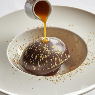 Comida o Cena: Menú Gastronómico para dos en Hotel Grèvol Spa 4* (Llanars, Girona)