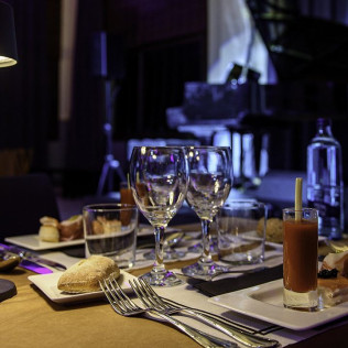 Cena con Ópera en Mas Ravetllat Pla (Barcelona)