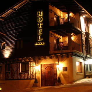 Cena Romántica y Spa para dos en Hotel & Spa Villa de Mogarraz 4* (Salamanca)