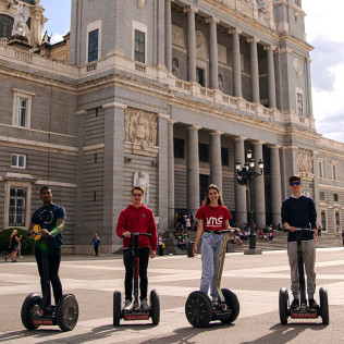 Tour en Segway por el centro de Madrid o por el Parque del Retiro (Madrid)