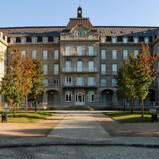 Circuito Termal Palacio del Agua y Comida o Cena en Balneario de Mondariz (Pontevedra)