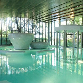 Spa "Aquatonic" para dos en Hotel Termes de Montbrió 4* (Tarragona)