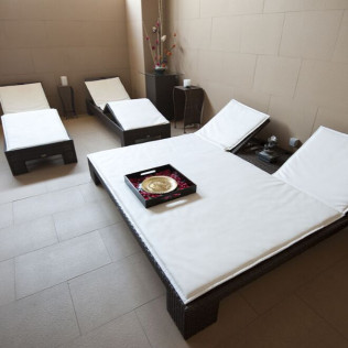 Circuito Termal Semiprivado y Masaje en Kumaras Spa (Umbrete, Sevilla)