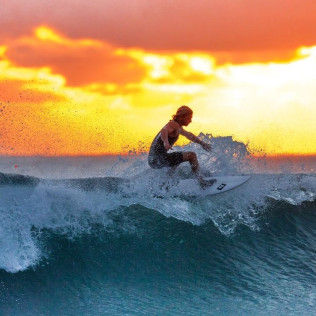 Clase Privada de Surf con Vídeo Corrección (Muxía, A Coruña)