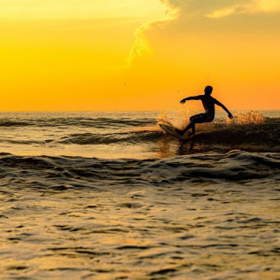 Clase de Surf en Grupo (Tenerife)