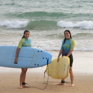 Clase de Surf en Pareja (Zahara de los Atunes, Cádiz)
