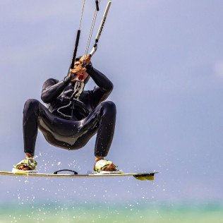 Curso de Kitesurf (Tarifa, Cádiz)