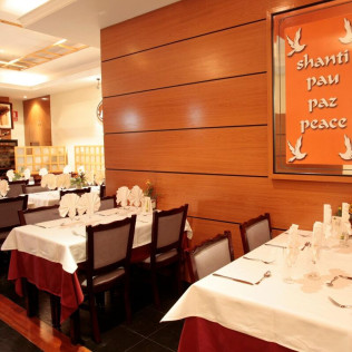 Comida o Cena Gourmet para dos en el Restaurante Hindú Shanti (Barcelona)