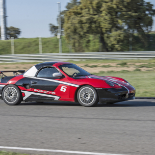 Conducir un Porsche Boxster Cup en el Circuito de Calafat (Tarragona)