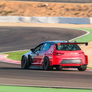 Copilotaje Extremo en Seat León Supercopa MK3 en el Circuit de Barcelona-Catalunya Gran Premio (4,7km)