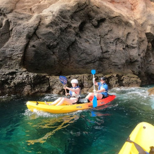 Kayak y Snorkel en las Cuevas de Mogán (Gran Canaria)