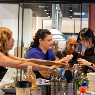 Curso de Cocina Asiática: China, Tailandesa o Vietnamita en A Punto Delicias (Madrid)