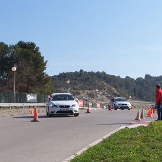 Drive Control: Curso Bautizo de Conducción Segura (Barcelona)