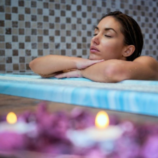 Day Pass con Circuito Spa y Tapas para dos en Naiad Wellness Center del Hotel Suite Villa María 5* (Adeje, Santa Cruz de Tenerife)