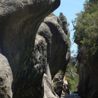 Descenso de Barrancos: Barranquismo en el Júcar (Cuenca)
