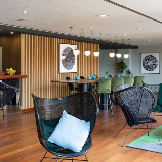 Desayuno Buffet en Dolce by Wyndham Barcelona Resort 4* Sup (Sant Esteve Sesrovires, Barcelona)