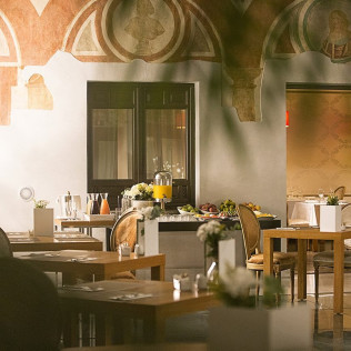 Desayuno a la Carta en Hospes Palacio del Bailío 5* (Córdoba)