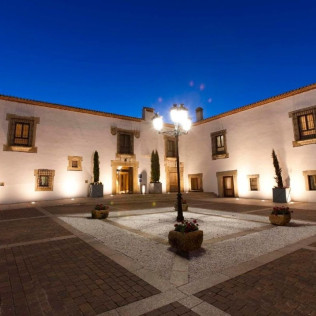 Desayuno Gastronómico en Hotel Hospes Palacio de Arenales & Spa 5* (Cáceres)