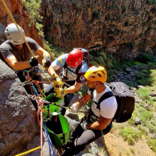 Descenso en Barranco Acuático (Tenerife)