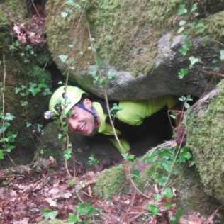 Espeleobarranco: Espeleología y Barranquismo en Cueva do Folón (Coruxo - Vigo, Pontevedra)
