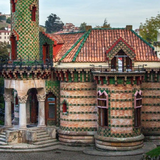 Entrada para Visita Libre a El Capricho de Gaudí (Comillas, Cantabria)
