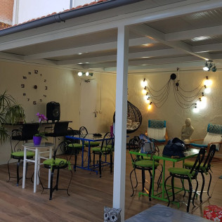 Escapada de 2 Noches con Desayuno en El Sueño del Quijote Rooms (Alcalá de Henares, Madrid)