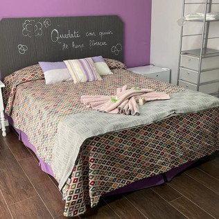 Escapada de 2 Noches con Desayuno en El Sueño del Quijote Rooms (Alcalá de Henares, Madrid)
