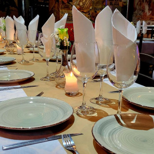 Espectáculo Flamenco con Cena en Tablao Flamenco El Toro y La Luna (Valencia)