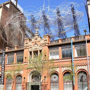 Entrada a la Fundació Antoni Tàpies (Barcelona)