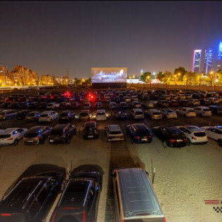 Cenas de Película: Entradas con Cena para dos al Autocine Madrid (Madrid)