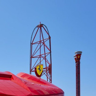 Entrada a Ferrari Land (Tarragona)