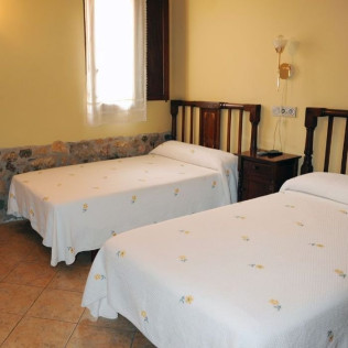 Escapada de 2 Noches en Hotel Restaurante Verdià (Sueras, Castellón)