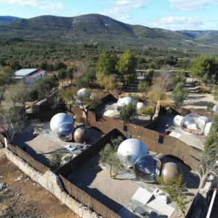 Escapada en Bubble Presidencial con Jacuzzi Privado y Desayuno en Zielo de Levante (Tírig, Castellón)
