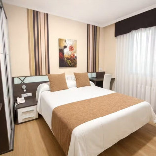 Escapada de 2 Noches con Circuito Spa Privado en Hotel Galatea (Burela, Lugo) 