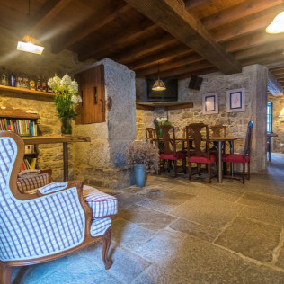 Escapada con Cena en Casa Perfeuto María (A Coruña)