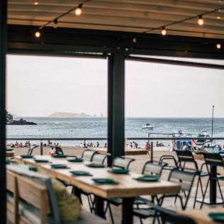 Escapada con Cena en el Hostal Ses Negres (Begur, Girona)