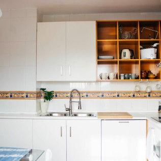 Escapada de Aventura: 2 noches con desayuno, Kayak o Multiaventura y Jacuzzi (Tarragona) 