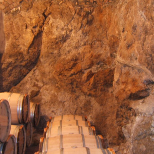 Escapada Enológica de 2 Noches con Visita a Bodegas Mayo Garcia para dos (Castellón)