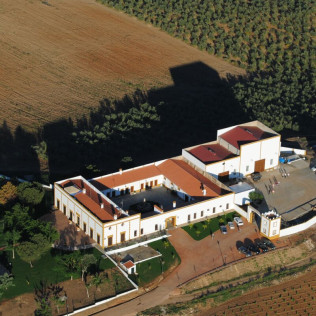 Escapada con Cena en Hotel Bodega El Moral 4* (Ribera del Fresno, Badajoz)