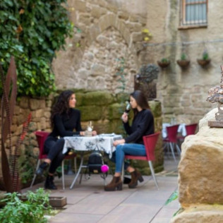 Escapada con Desayuno en Hotel La Freixera 4* y Visita a las Minas de Sal de Cardona (Lleida / Barcelona)