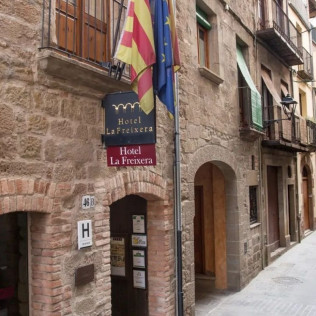 Escapada con Desayuno en Hotel La Freixera 4* y Visita a las Minas de Sal de Cardona (Lleida / Barcelona)