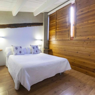 Escapada con Desayuno en Hotel La Freixera 4* y Visita a las Minas de Sal de Cardona (Lleida / Barcelona)