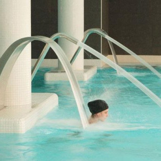 Escapada Romántica con Piscina Termal Activa y Cena en Balneario Alhama de Aragón 4* (Zaragoza)