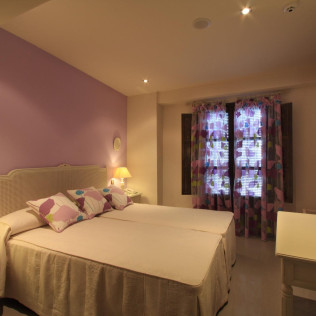 Escapada Romántica: 2 noches y Baños Árabes para dos en Casa Baños de la Villa 4* (Priego de Córdoba, Córdoba)