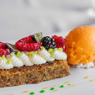 Escapada Romántica con Cena en Hotel & Spa Etxegana (Vizcaya)