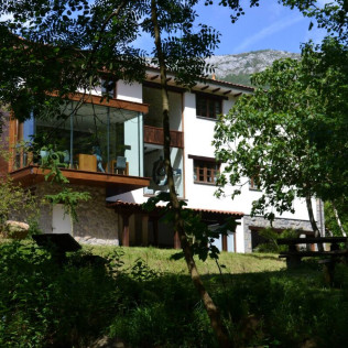 Escapada de 2 Noches en Hotel Rural Alesga 3* (Teverga, Asturias)