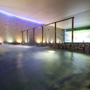 Escapada de 2 Noches con Circuito Spa en Hotel Granada Palace 5* (Granada)